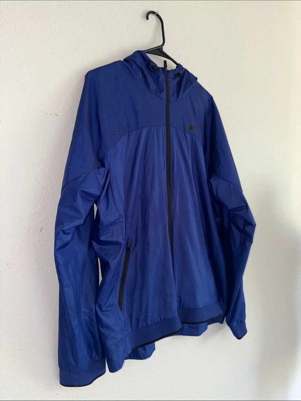 Nike Dri-FIT Men's Jacket - Royal Blue with Black Trim